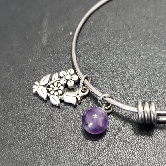 *Final Sale* Footnotes silver tone charm bracelet - Picture 4 of 8